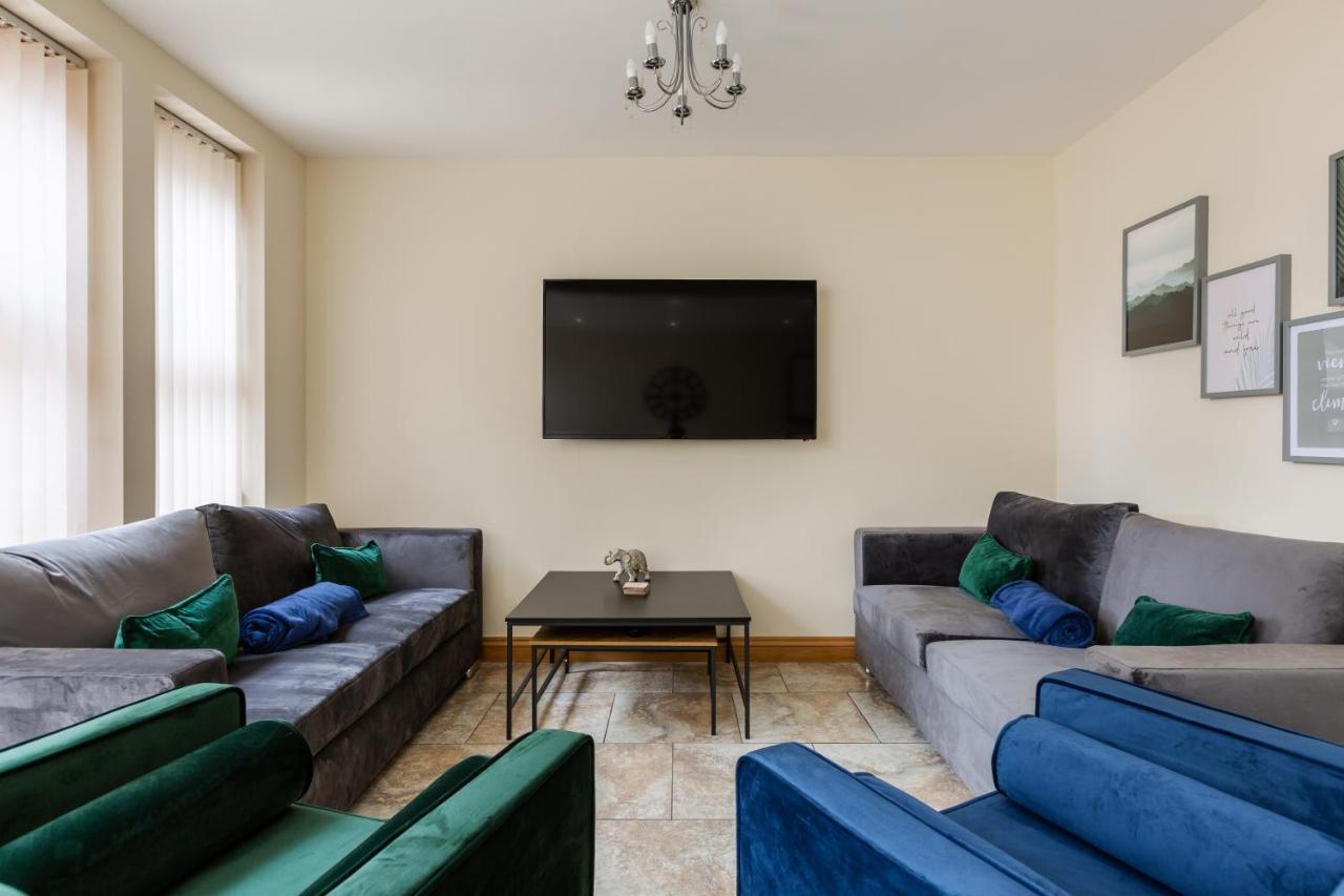 Albert - 5 Bedrooms Sleeps 11 Parking Wi-Fi Contractors Preston  Exterior photo