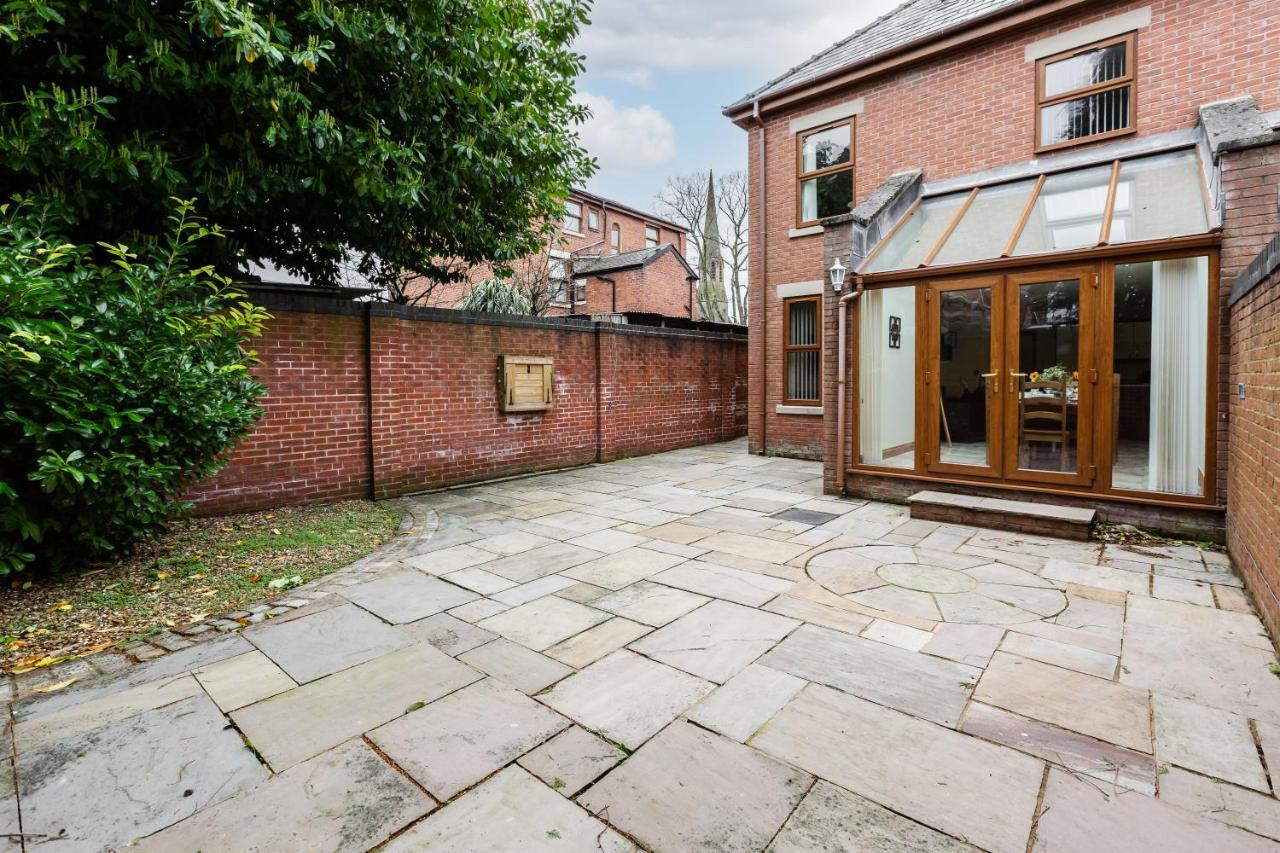 Albert - 5 Bedrooms Sleeps 11 Parking Wi-Fi Contractors Preston  Exterior photo