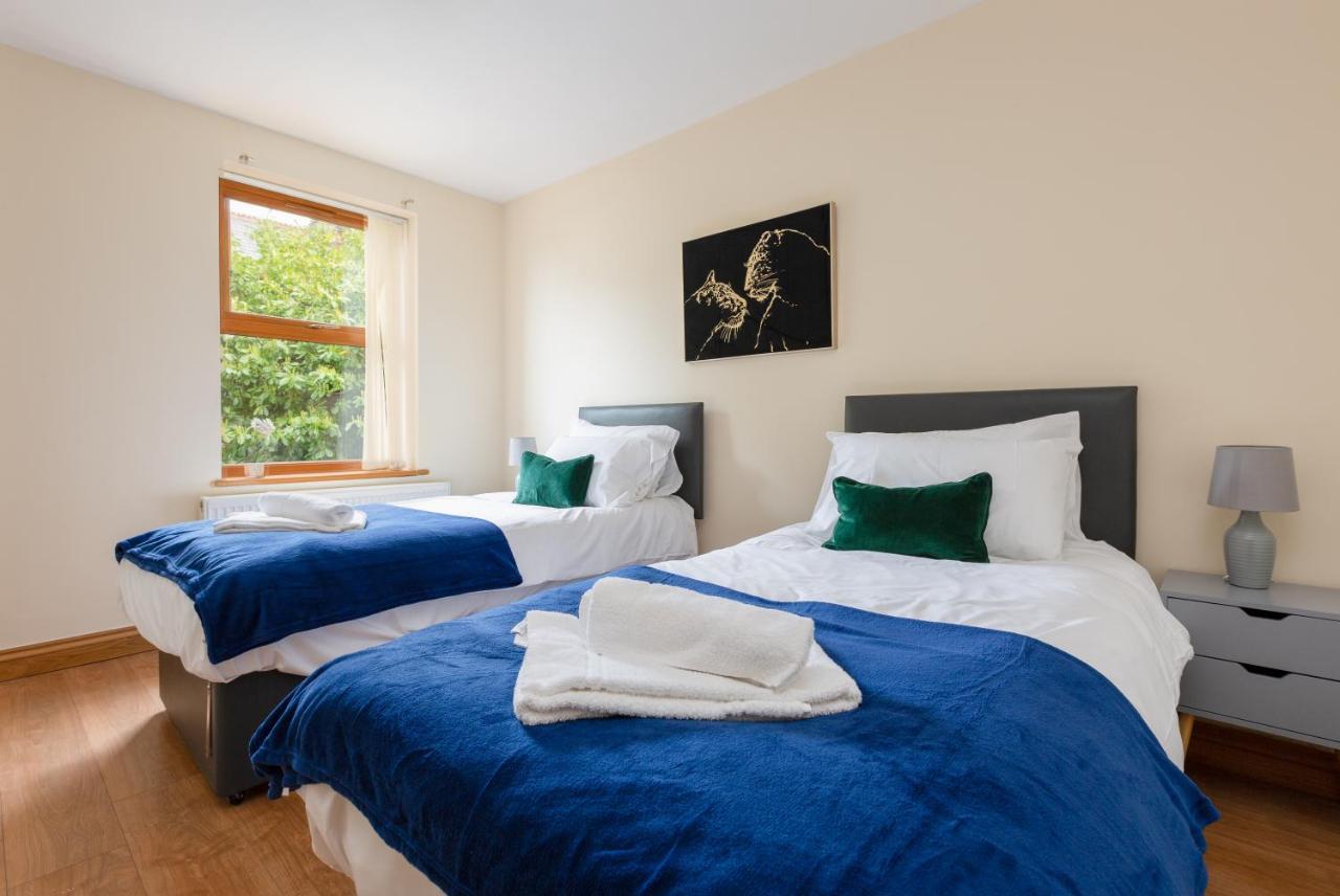 Albert - 5 Bedrooms Sleeps 11 Parking Wi-Fi Contractors Preston  Exterior photo