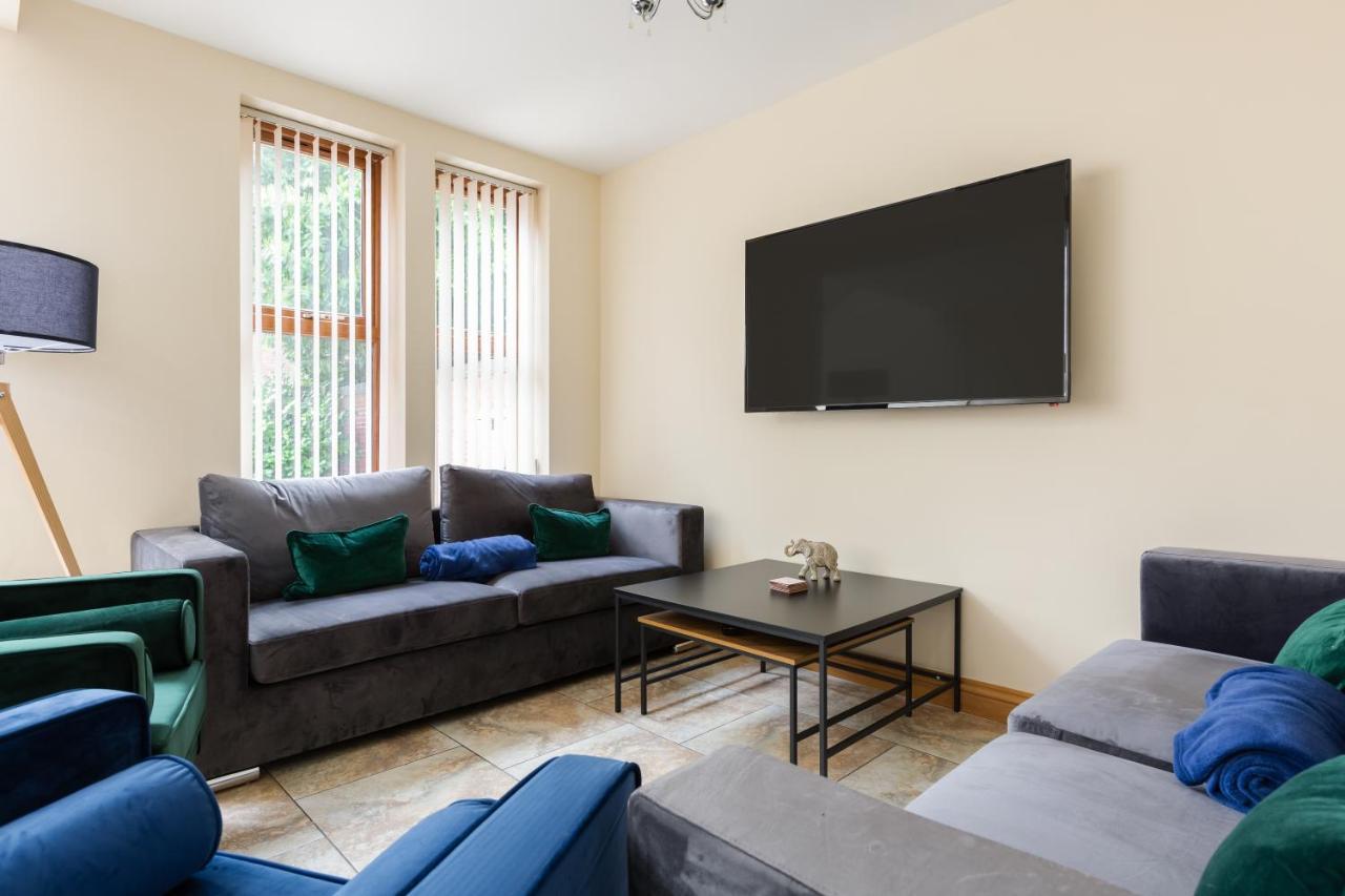 Albert - 5 Bedrooms Sleeps 11 Parking Wi-Fi Contractors Preston  Exterior photo